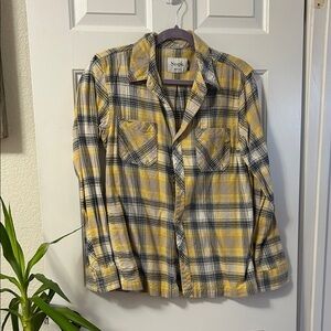 Simple Yellow and Black Plaid Casual Button Down Shirt